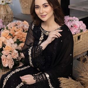 Elegant Black Lace Embroidered Dress